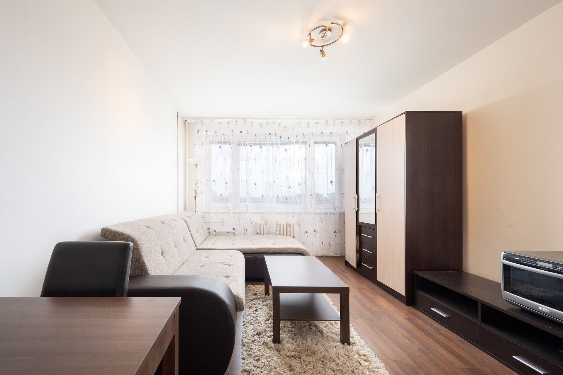 prodej-bytu-1-kk-28-m2-z71-5137-edit-1451f6-1