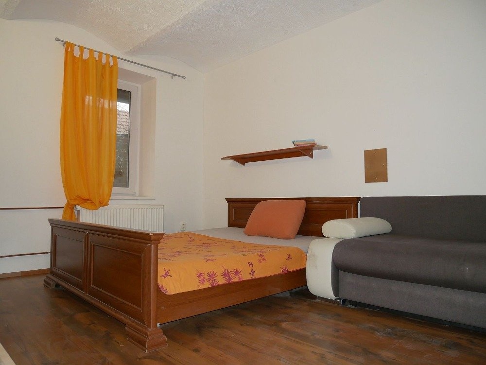 pronajem-bytu-3-1-73-m2-turanske-nam-3-1-1-a0d477